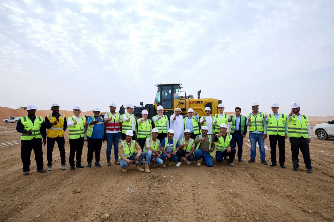 滿慎剛到阿聯(lián)酋調(diào)研：發(fā)揮迪拜橋頭堡作用、加速中東當(dāng)?shù)鼗季? class=